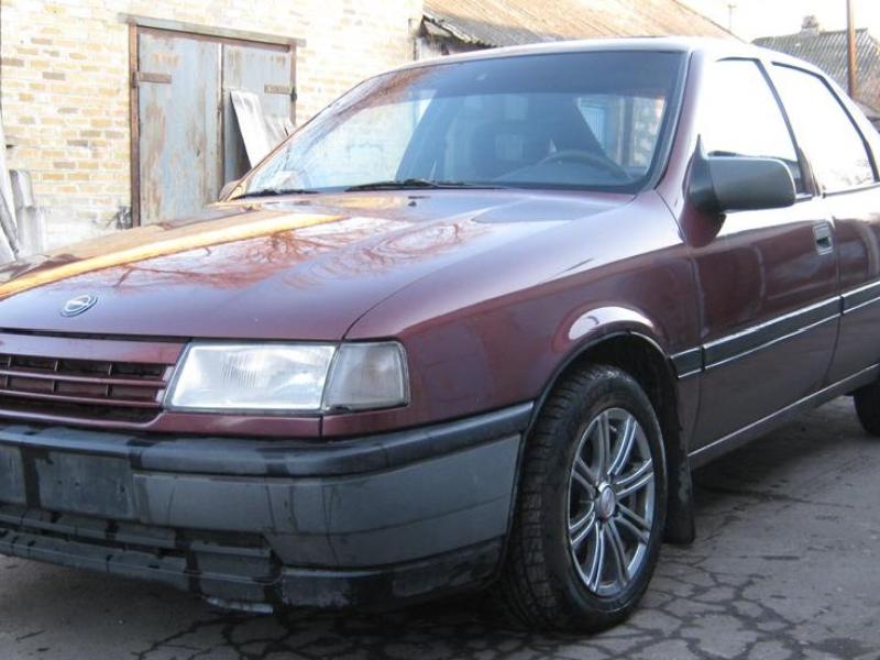 ФОТО Бампер задний для Opel Vectra A (1988-1995)  Львов