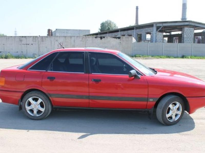 ФОТО Бампер задний для Audi (Ауди) 80 B3/B4 (09.1986-12.1995)  Запорожье