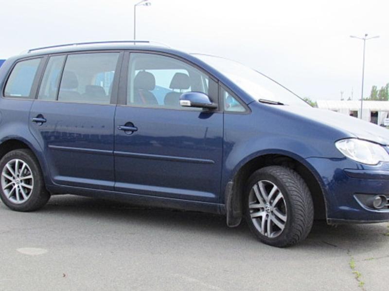 ФОТО Бампер задний для Volkswagen Touran (01.2003-10.2015)  Киев