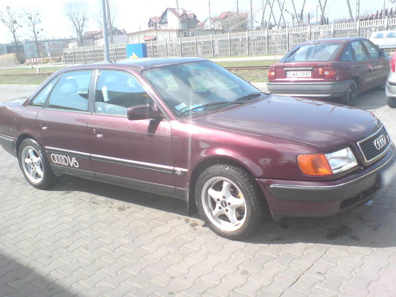 ФОТО Крыло переднее правое для Audi (Ауди) 100 C3/C4 (09.1982-01.1995)  Павлоград