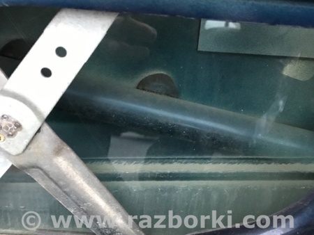 ФОТО Стекло передней правой двери для Suzuki SX4 Киев
