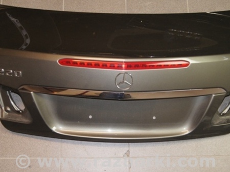 ФОТО Крышка багажника для Mercedes-Benz E-Class Киев
