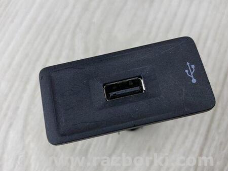 ФОТО USB адаптер для Volkswagen Jetta 6 NF (06.2010 - 04.2019) Харьков