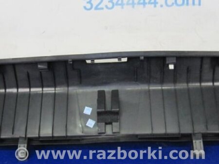 ФОТО Накладка панели багажника внутренняя для Volkswagen Passat B7 (09.2010-06.2015) Киев