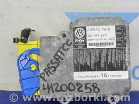ФОТО Блок управления AIRBAG для Volkswagen Passat B7 (09.2010-06.2015) Киев