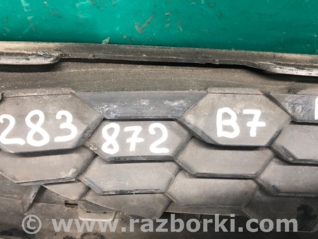 ФОТО Решетка переднего бампера для Volkswagen Passat B7 (09.2010-06.2015) Киев