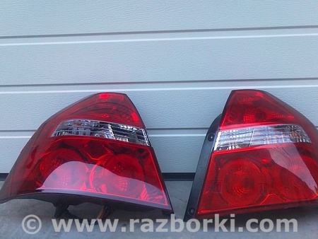 Задние фонари (комплект) для Chevrolet Aveo 3 T300 (10.2011-09.2015) Киев