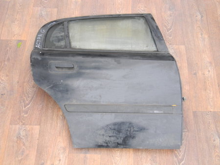 Дверь задняя правая для Opel Astra G (1998-2004) Киев