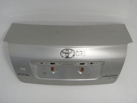 Крышка багажника для Toyota Avensis (все года выпуска) Ровно