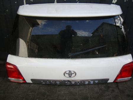 Крышка багажника для Toyota Land Cruiser 200 Ровно