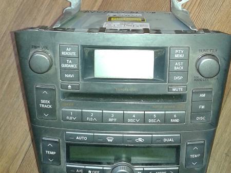 Магнитола CD+MP3 для Toyota Avensis (все года выпуска) Ровно