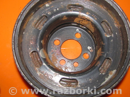Шкив коленвала для Volkswagen Passat B5 (08.1996-02.2005) Львов 058105251F