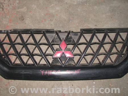 Решетка радиатора для Mitsubishi Pajero Львов MR478595796