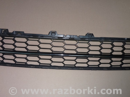Решетка бампера для Skoda Superb Львов 3V0853677