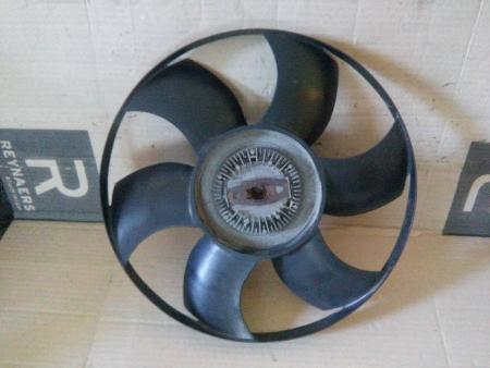 Вентилятор радиатора для Volkswagen Crafter Киев 076121301C