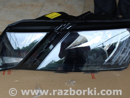 Фара передняя левая для Skoda Octavia A7 Львов 5E1941015C