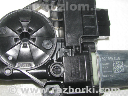 Мотор стеклоподъемника для Volkswagen Tiguan (11-17) Львов 5Q0959811E