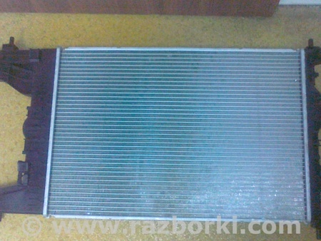 Радиатор основной для Chevrolet Cruze Киев  13267652 
