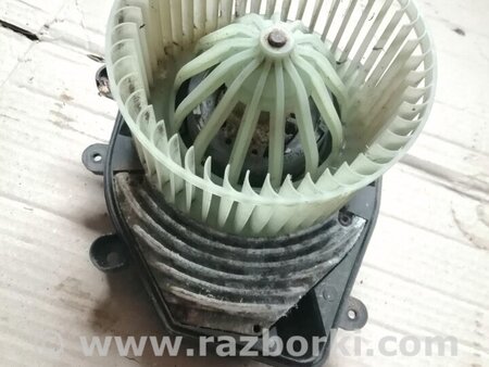 Мотор вентилятора печки для Volkswagen Passat B5 (08.1996-02.2005) Киев 8D1820021