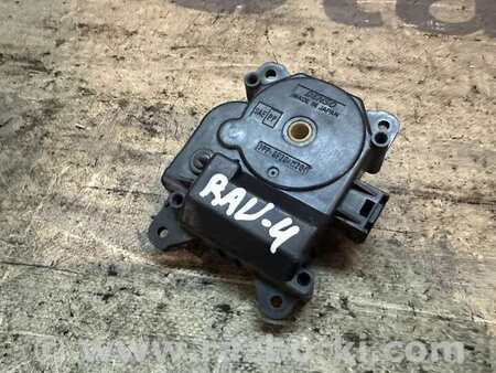 Шаговый двигатель печки для Toyota RAV-4 (05-12) Киев 0637008330