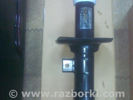 Амортизаторы передние комплект для Daewoo Nubira II Киев 96249303 96249302 150$