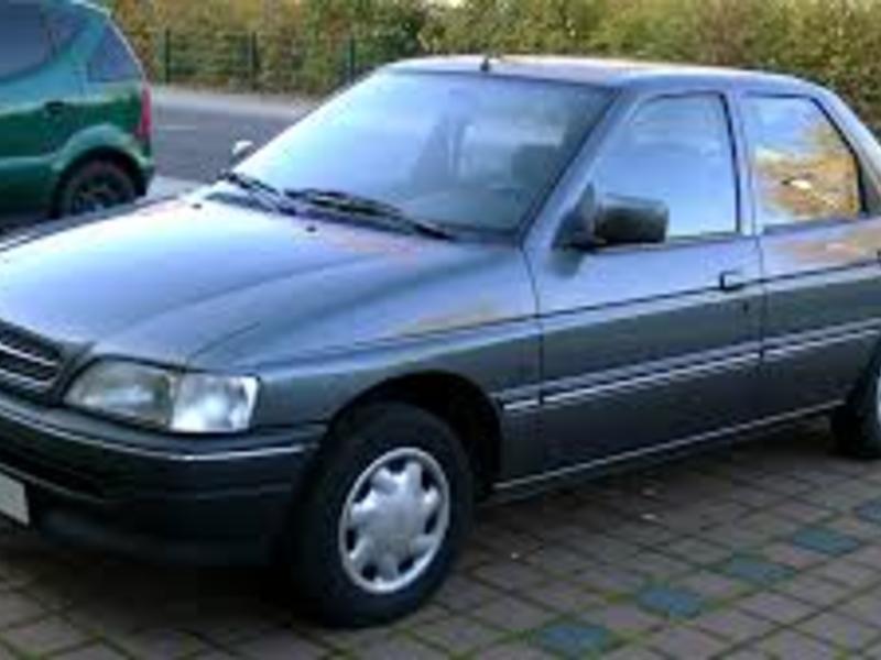 ФОТО Крыло переднее правое для Ford Orion  Днепр