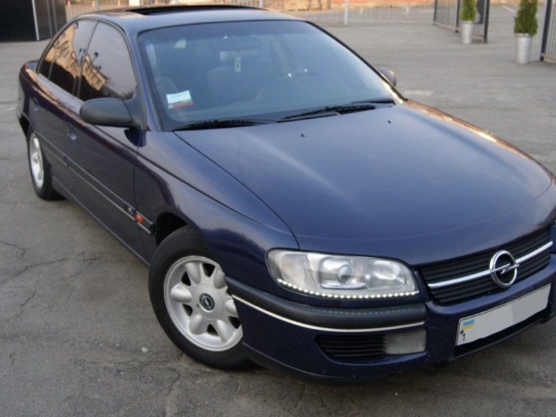 ФОТО Бампер задний для Opel Omega B (1994-2003)  Днепр