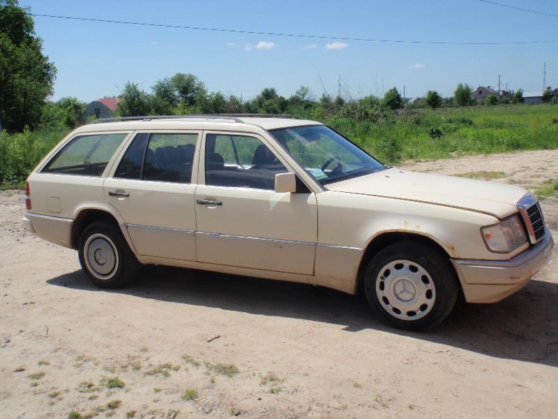 ФОТО Бампер передний для Mercedes-Benz 124  Львов