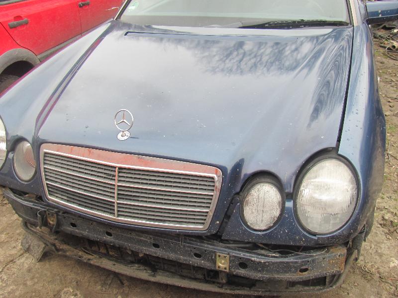 ФОТО Диск тормозной для Mercedes-Benz E210  Львов