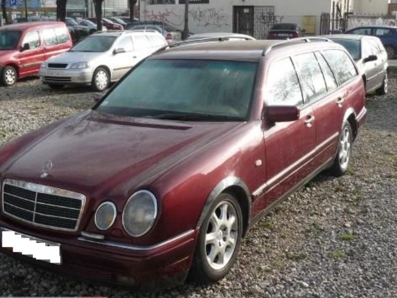 ФОТО Мотор стеклоочистителя для Mercedes-Benz E210  Львов