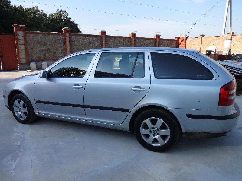 ФОТО Мотор стеклоочистителя для Skoda Octavia A5  Львов