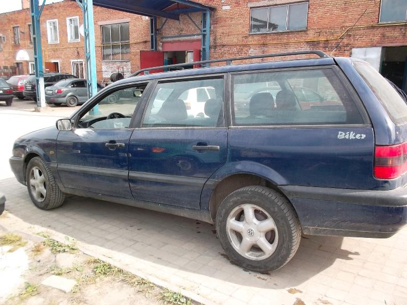 ФОТО Бампер задний для Volkswagen Passat B4 (10.1993-05.1997)  Львов