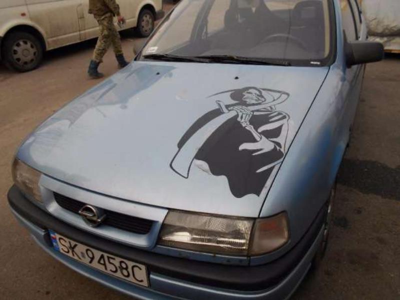 ФОТО Бампер задний для Opel Vectra A (1988-1995)  Киев