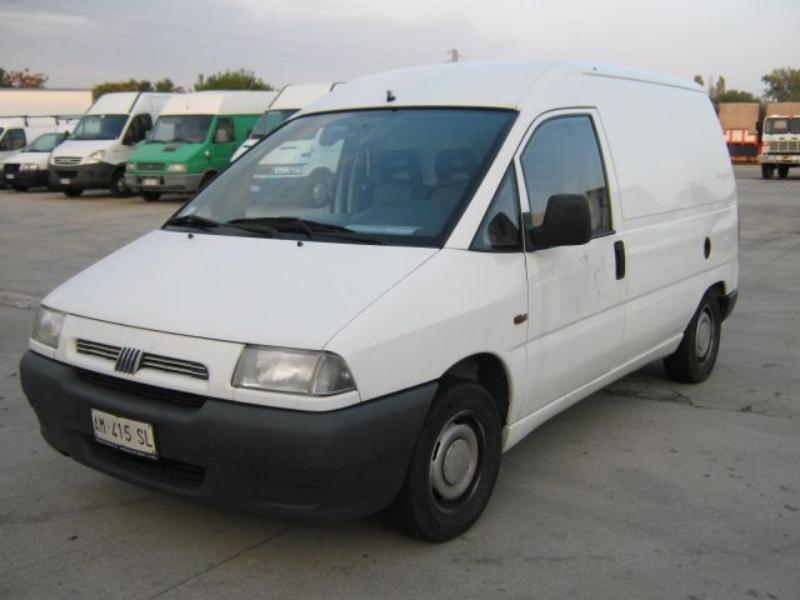 ФОТО Стекло лобовое для Fiat Scudo  Запорожье