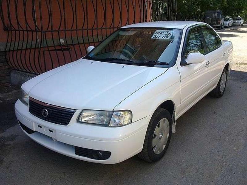 ФОТО Бампер передний для Nissan Sunny  Запорожье