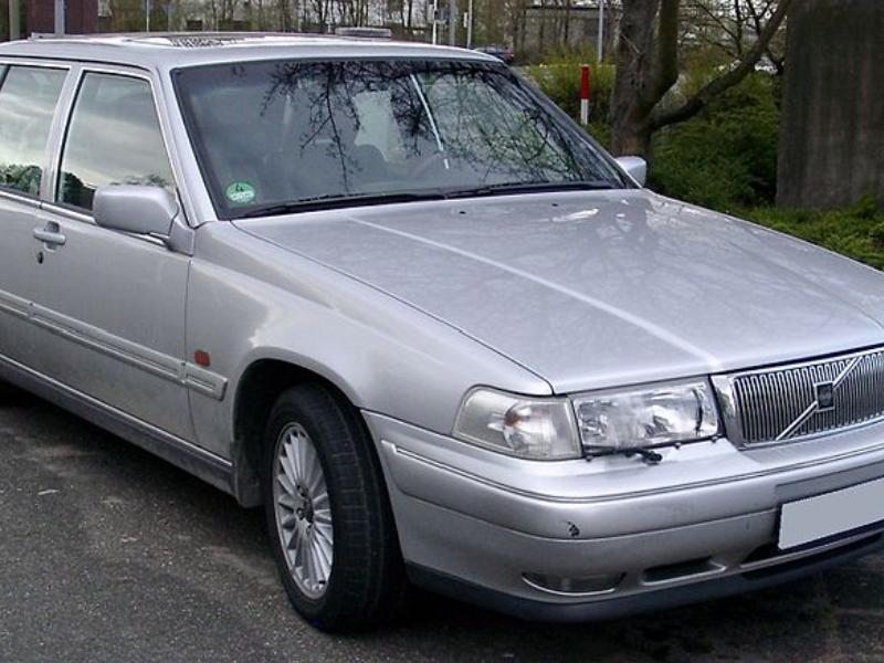 ФОТО Бампер передний для Volvo 960  Днепр