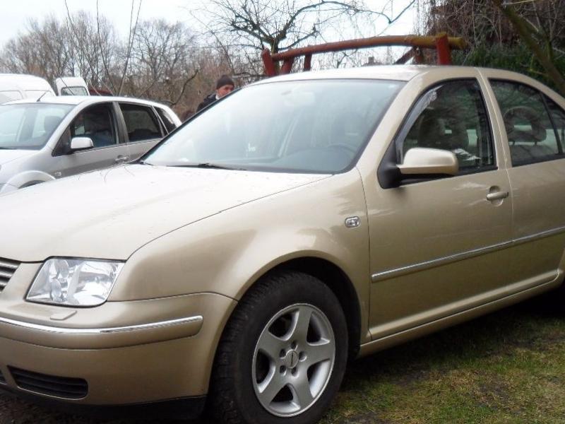 ФОТО Бампер передний для Volkswagen Bora A4 (08.1998-01.2005)  Львов