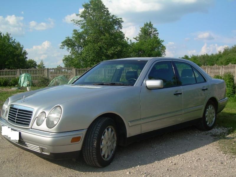 ФОТО Бампер задний для Mercedes-Benz E210  Львов