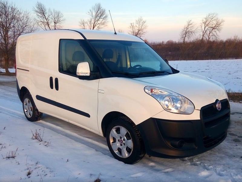 ФОТО Стекло лобовое для Fiat Doblo  Киев