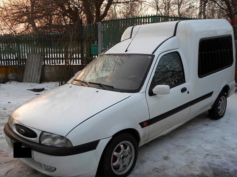 ФОТО Бампер передний для Ford Courier (1985-2013)  Киев