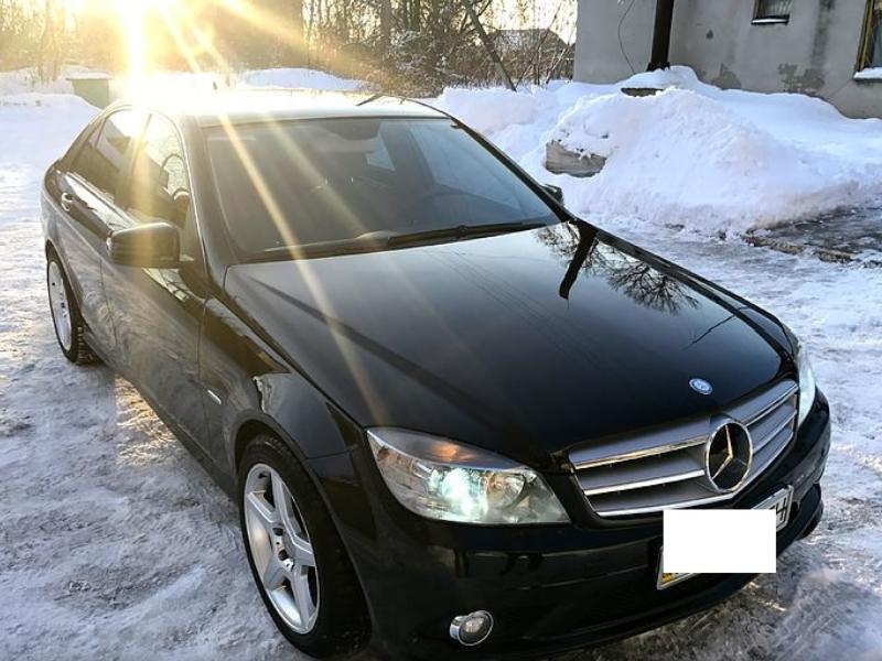 ФОТО Стекло лобовое для Mercedes-Benz C-CLASS W204 (07-14)  Киев