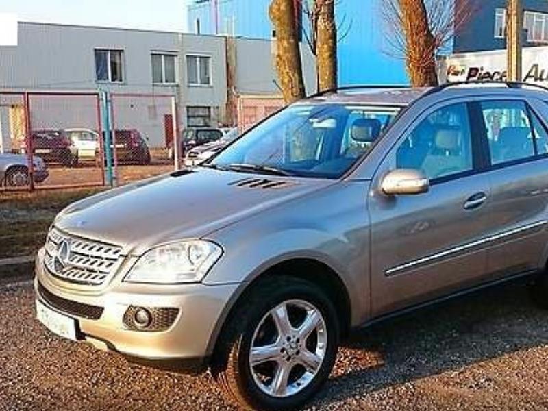 ФОТО Бампер задний для Mercedes-Benz ML 164  Киев