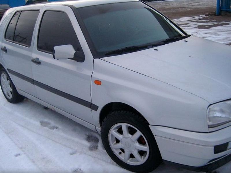 ФОТО Бампер передний для Volkswagen Golf III Mk3 (09.1991-06.2002)  Киев