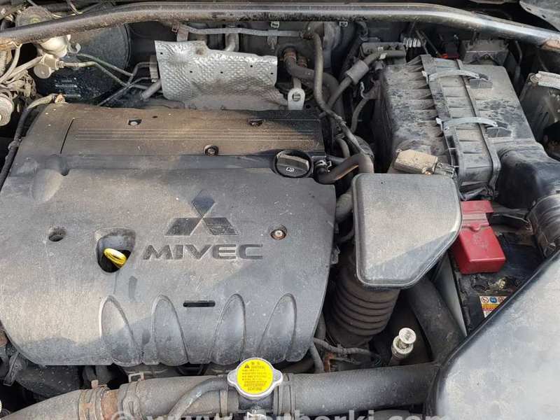 ФОТО Крыло переднее правое для Mitsubishi Outlander XL  Киев