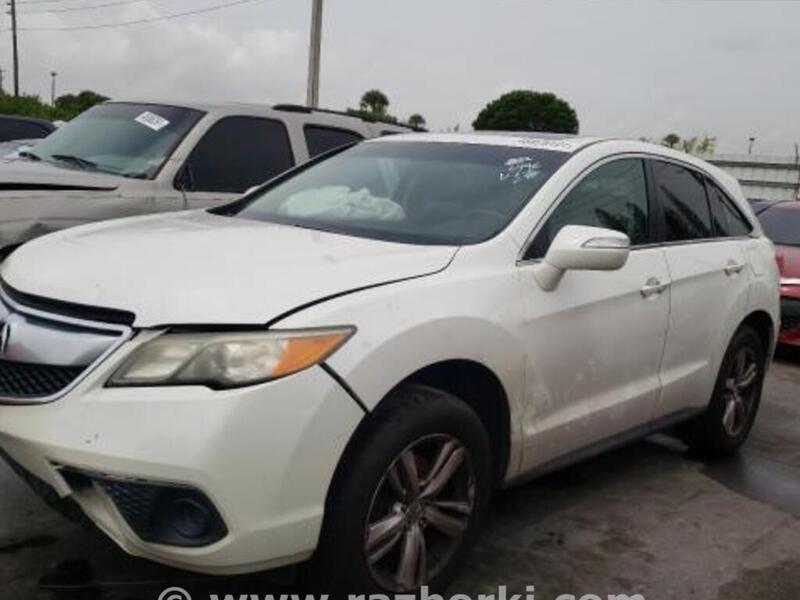 ФОТО Плафон освещения основной для Acura RDX TB3, TB4 (03.2012-12.2015)  Киев
