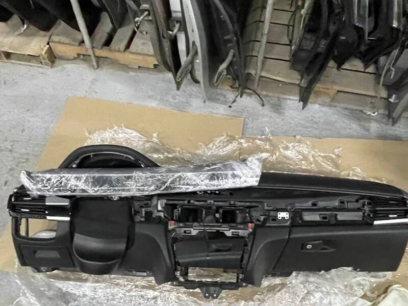 ФОТО по запчастям для BMW 5 G30  Киев