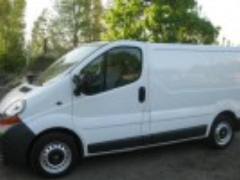 ФОТО Бампер задний для Renault Trafic 2 (2001-2014)  Киев