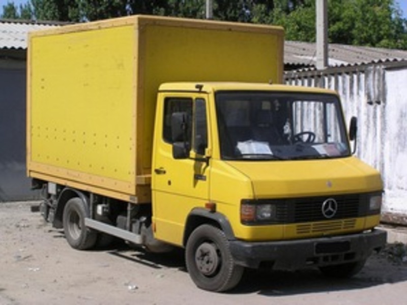 ФОТО Стекло лобовое для Mercedes-Benz 714  Александрия