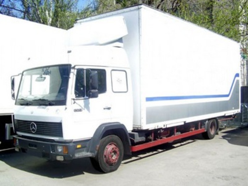 ФОТО Бампер задний для Mercedes-Benz 1324  Александрия