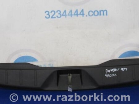 ФОТО Накладка замка багажника для Subaru Forester (2013-) Киев